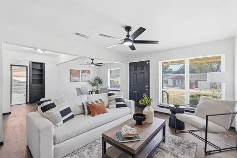 1731 Summit St, Mesquite, TX 75149