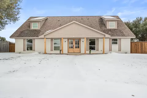 929 E Berkeley Dr, Richardson, TX 75081