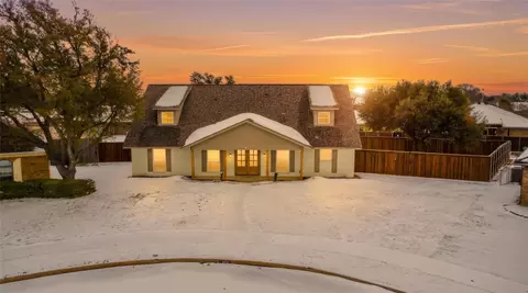 Exterior - 929 E Berkeley Dr, Richardson, TX 75081 photo 6 of 6