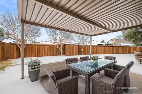 Exterior - 929 E Berkeley Dr, Richardson, TX 75081 photo 2 of 6