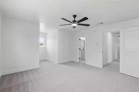 Bedroom - 929 E Berkeley Dr, Richardson, TX 75081 photo 4 of 4