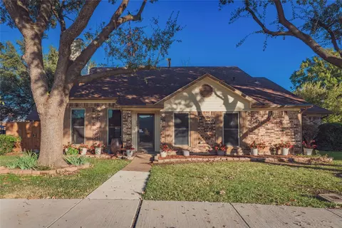 593 King Cir, Lewisville, TX 75067