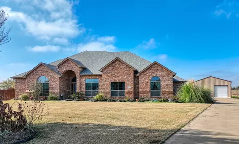 178 Chazlynn Ct, Waxahachie, TX 75165