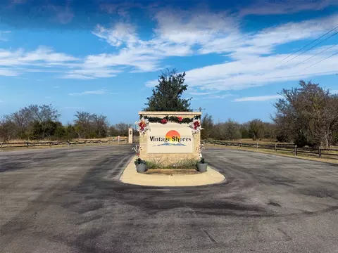 723 Vintage Shores Dr, East Tawakoni, TX 75472
