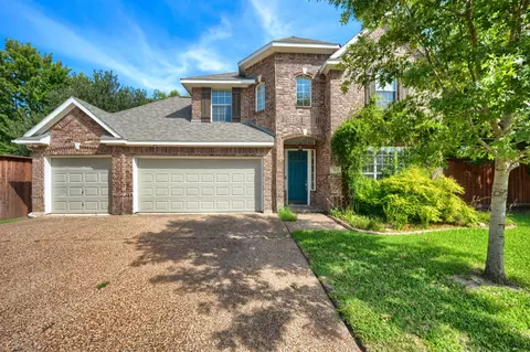 812 Brookwater Dr, Mckinney, TX 75071
