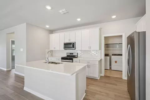703 Leavenworth Dr, Mckinney, TX 75071