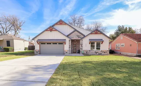 1444 Long Ave, River Oaks, TX 76114
