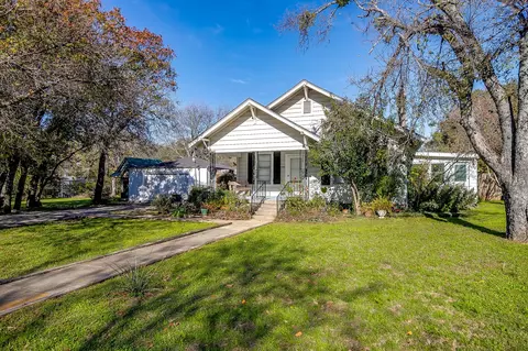 7000 Alice Rd, Lake Worth, TX 76135