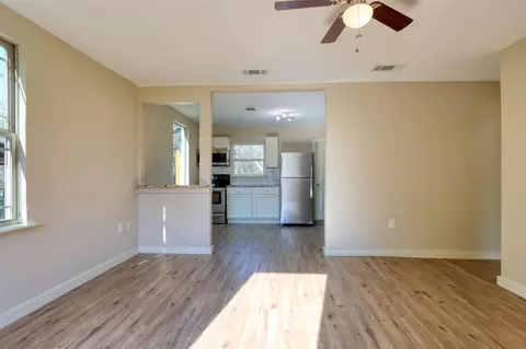 2765 Scotland Dr, Dallas, TX 75216