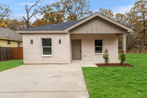 6144 Shawnee Dr, Mabank, TX 75156