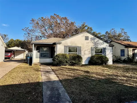 3821 Townsend Dr, Fort Worth, TX 76110