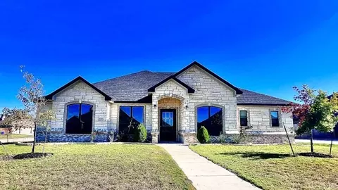 401 Willow Dr, Troy, TX 76579