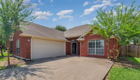 4925 Marcus Dr, Flower Mound, TX 75028
