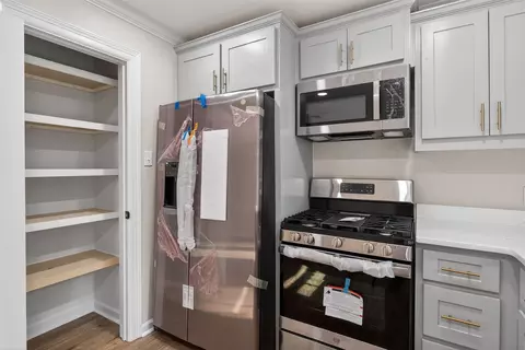 Kitchen - 902 Clay St, Minden, LA 71055 photo 2 of 3