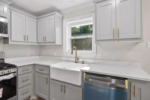 Kitchen - 902 Clay St, Minden, LA 71055 photo 3 of 3