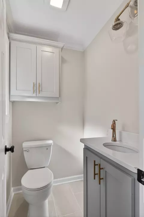 Bath - 902 Clay St, Minden, LA 71055 photo 4 of 4