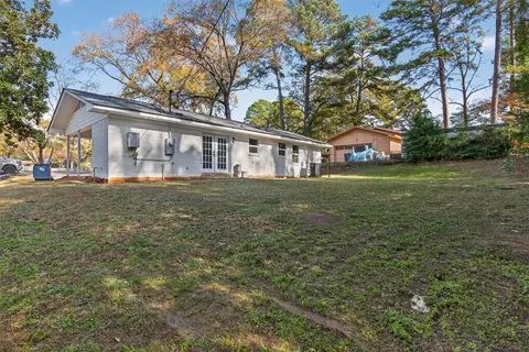 Exterior - 902 Clay St, Minden, LA 71055 photo 6 of 9