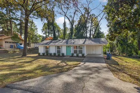 Exterior - 902 Clay St, Minden, LA 71055 photo 2 of 9