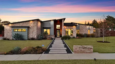 4231 Tea Olive Trl, Midlothian, TX 76065