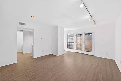 4338 Hartford St #7, Dallas, TX 75219