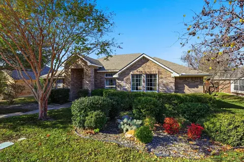 415 Carver Dr, Wylie, TX 75098