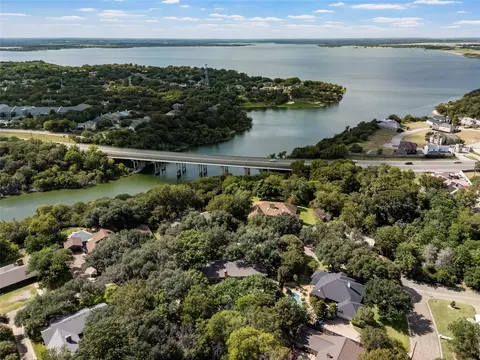 View/Area - 3733 Laguna Vista Dr, Waco, TX 76708 photo 2 of 3