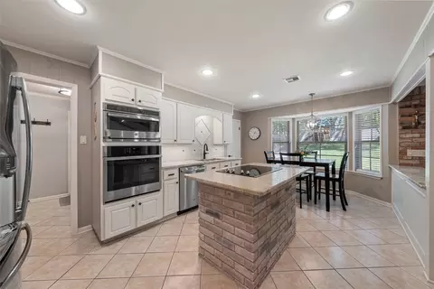 Kitchen - 3733 Laguna Vista Dr, Waco, TX 76708 photo 1 of 2