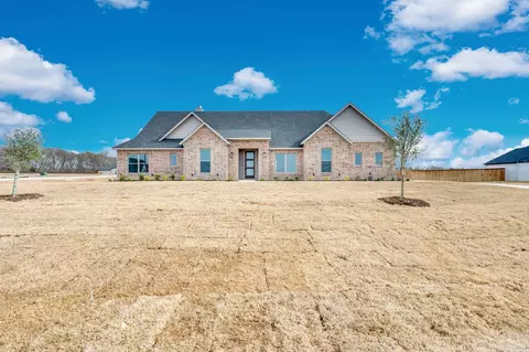 530 Olson Rd, Waxahachie, TX 75167