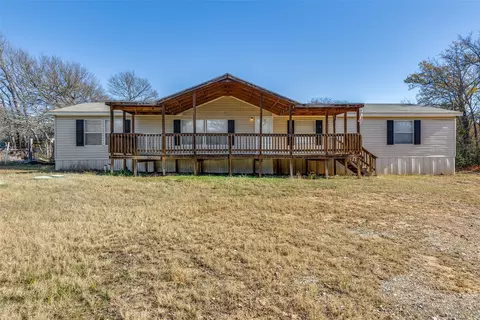 445 Arvel Cir, Azle, TX 76020