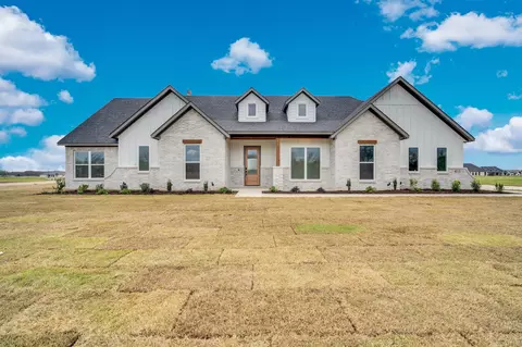 411 Creamer Ct, Waxahachie, TX 75167