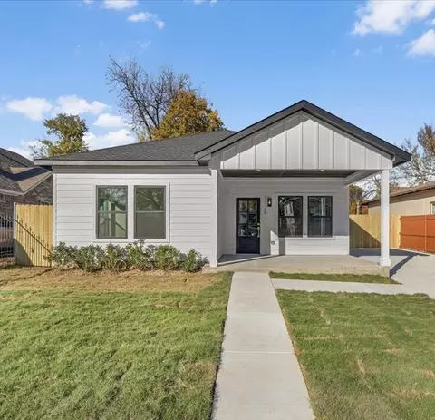 1125 E Humbolt St, Fort Worth, TX 76104