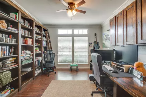 6602 Fox Glen Dr, Arlington, TX 76001