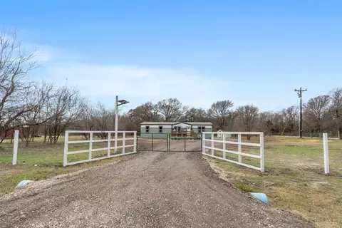 4803 County Road 0022, Corsicana, TX 75110