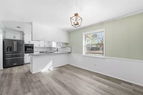 211 Opal St, Hewitt, TX 76643