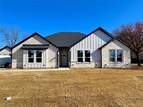 120 Prasifka St, Hutchins, TX 75141