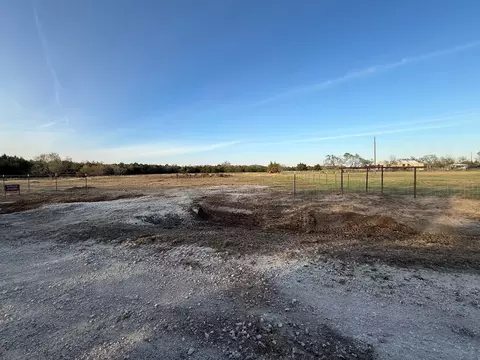908 Lcr 240, Mexia, TX 76667