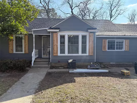 1115 Egan St, Denton, TX 76201