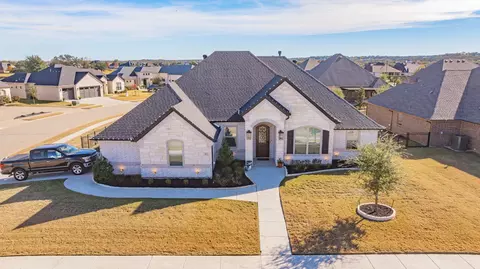 412 Fowler Dr, Granbury, TX 76048