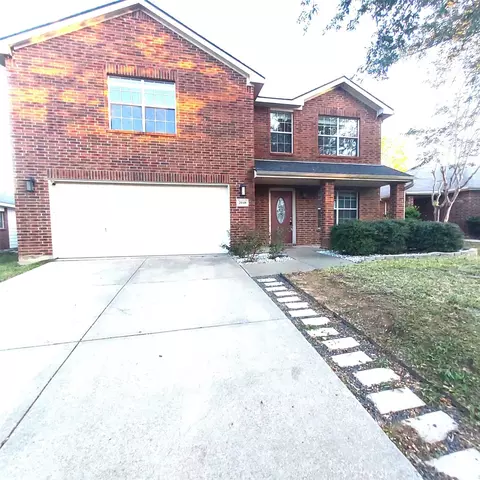 2048 Club Oak Dr, Heartland, TX 75126
