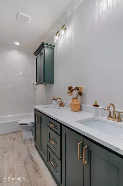 Bath - 175 Sitka Loop, Haughton, LA 71037 photo 3 of 4