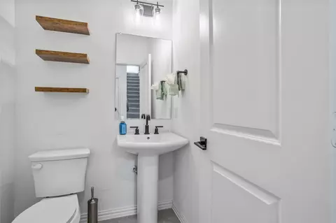 Bath - 1684 Pegasus Dr, Forney, TX 75126 photo 1 of 6