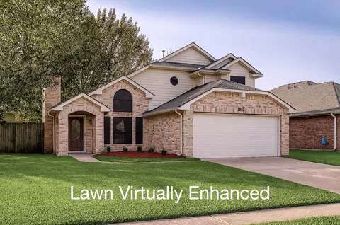 2823 Linden Ln, Grand Prairie, TX 75052