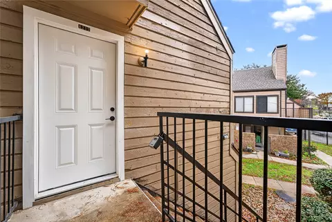 9801 Walnut St #212, Dallas, TX 75243
