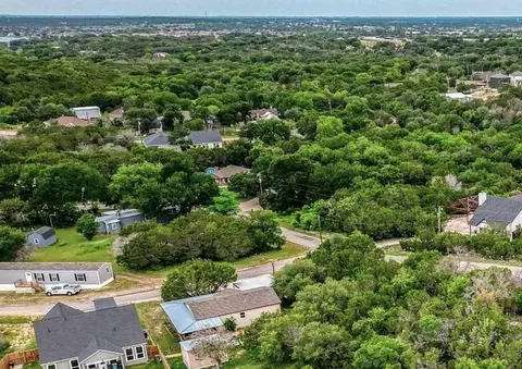 1416 Ridgeview Cir, Granbury, TX 76048
