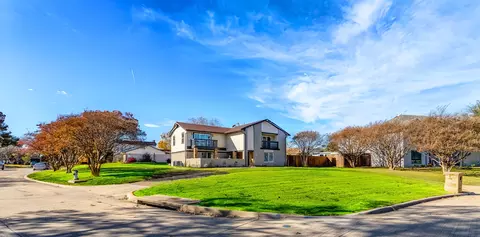 401 Point Royal Dr, Rockwall, TX 75087
