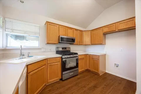 Kitchen - 1309 Mcanear Ct, Cleburne, TX 76033 photo 2 of 2