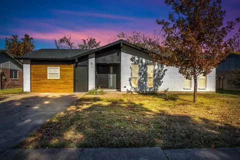 817 Northshore Dr, Garland, TX 75040