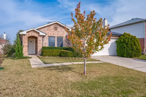 1709 Silverwood Ln, Little Elm, TX 75068