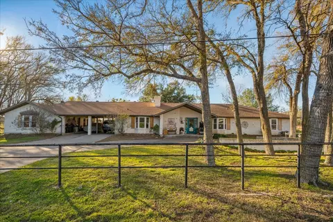 132 Curtis Ln, Quinlan, TX 75474
