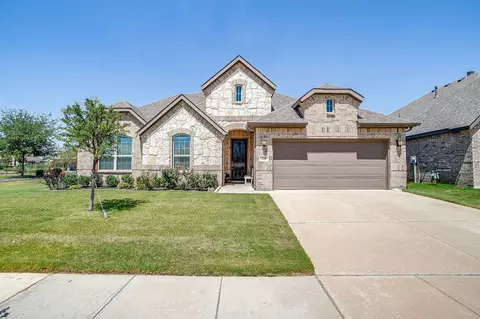 320 Ben Thomas St, Burleson, TX 76028